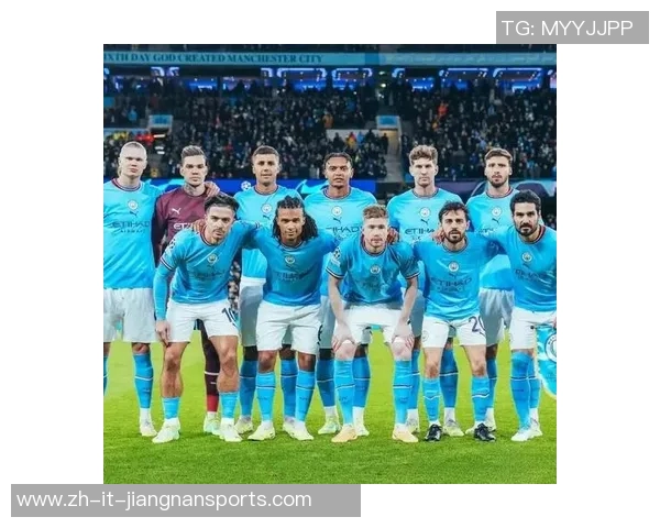 足球巨星泪目瞬间集锦:感动、奋斗与荣耀背后的真实情感展现 足球巨星泪目瞬间集锦:感动、奋斗与荣耀背后的真实情感展现